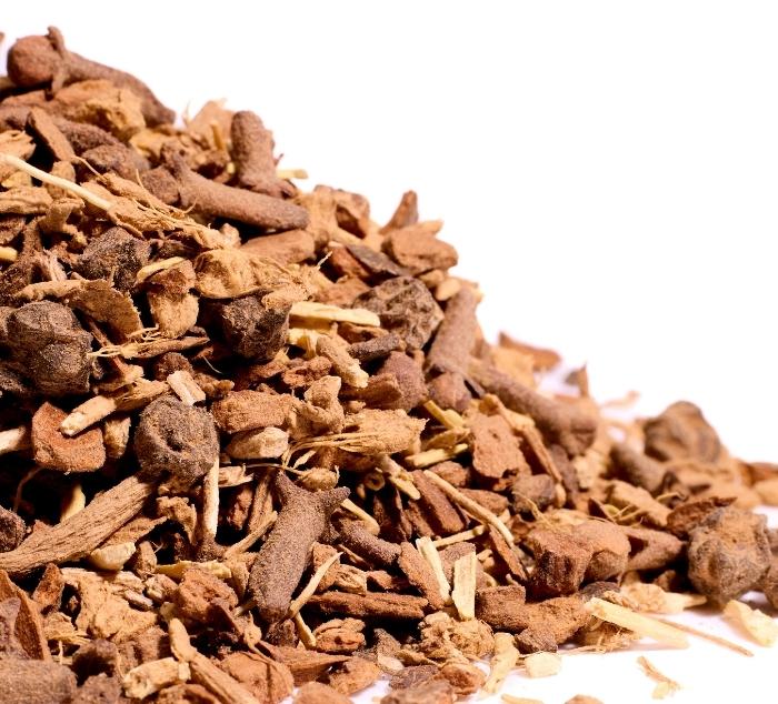 adaptogen reset loose leaf herbal tea close up